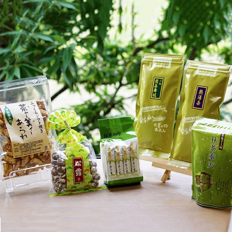 焼き菓子詰め合わせと宇治茶セット　3点セット ギフトセット 宇治茶と抹茶菓子の詰め合わせ（茶葉100g×2種＋菓子4種